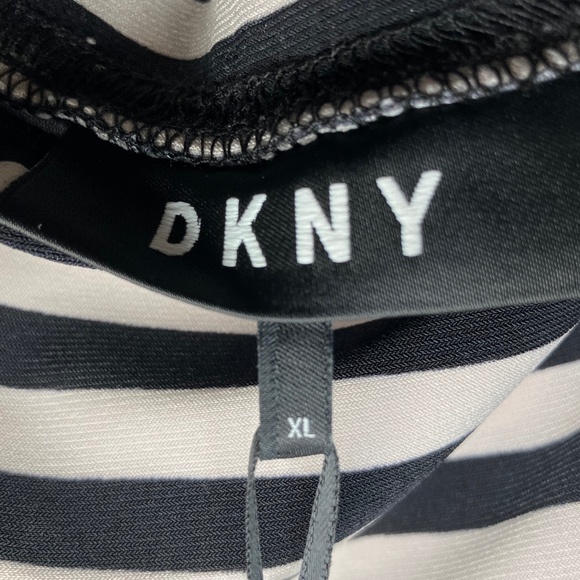 NWT DNKY Black & White Striped Shirt/Sweeping Cuffs - Picture 4 of 9